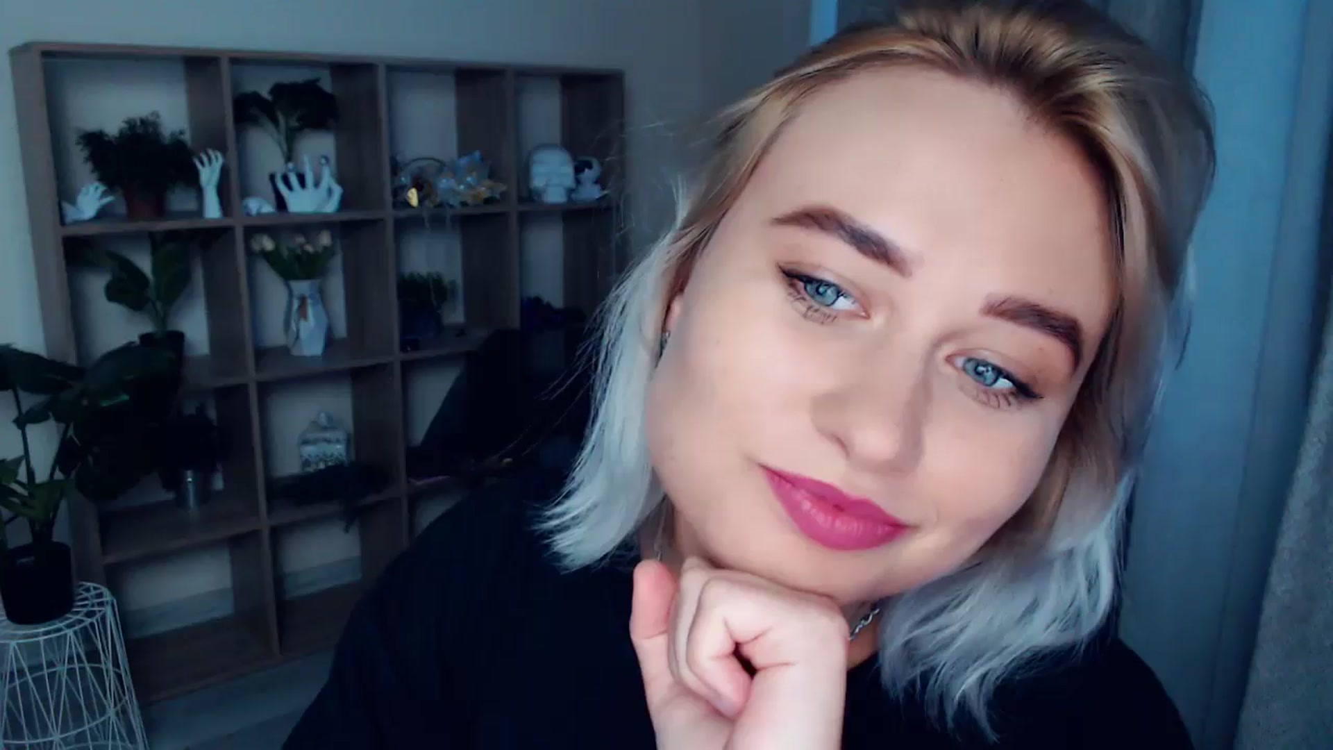 Gallery image thumbnail from Kukla_kolduna's myfreecams stream on, 08/03/2024, 18:12 image 1 of 20