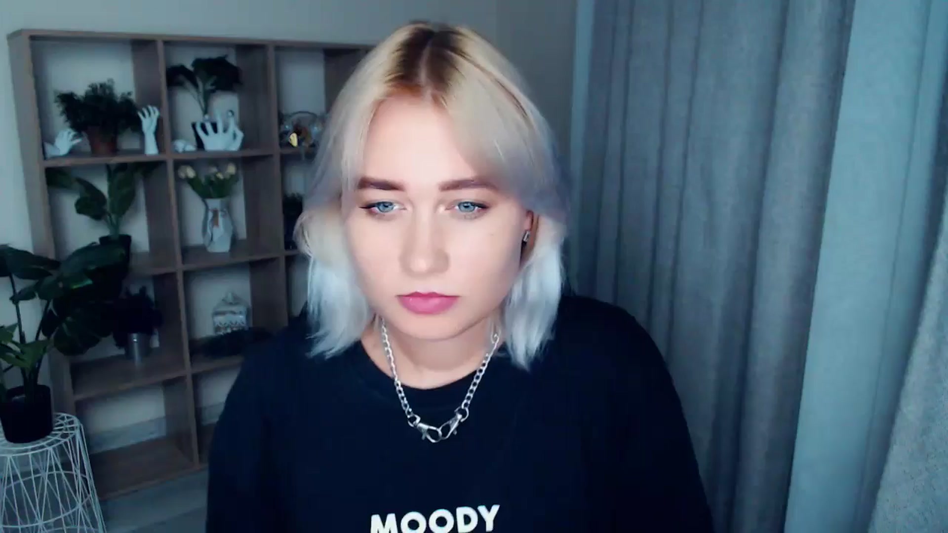 Gallery image thumbnail from Kukla_kolduna's myfreecams stream on, 08/03/2024, 18:12 image 18 of 20