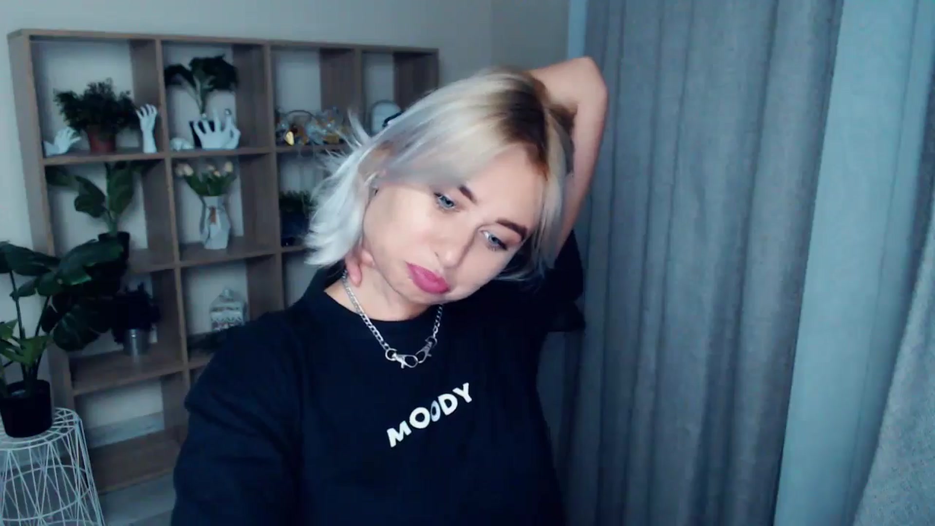 Gallery image thumbnail from Kukla_kolduna's myfreecams stream on, 08/03/2024, 18:12 image 11 of 20