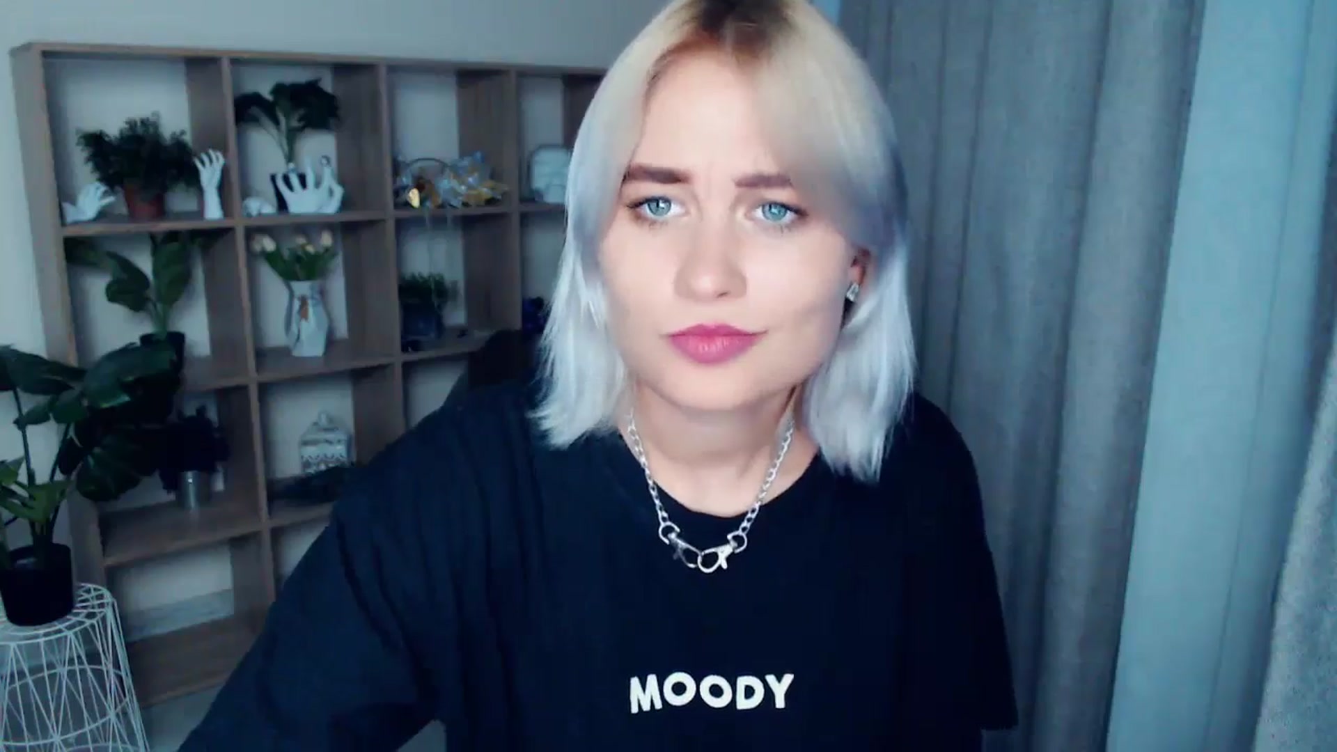 Gallery image thumbnail from Kukla_kolduna's myfreecams stream on, 08/03/2024, 18:12 image 4 of 20