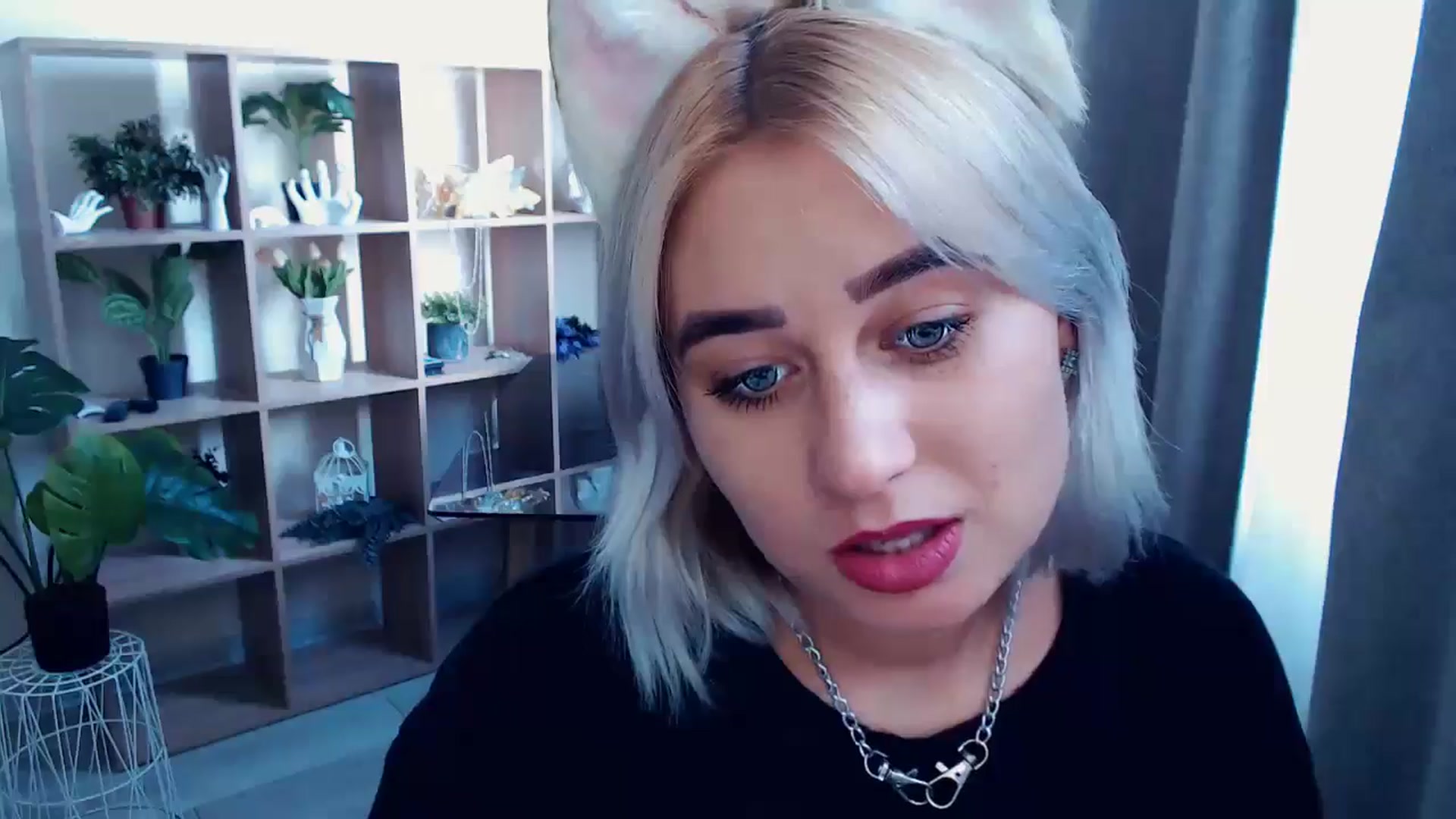 Gallery image thumbnail from Kukla_kolduna's myfreecams stream on, 08/04/2024, 13:13 image 2 of 20
