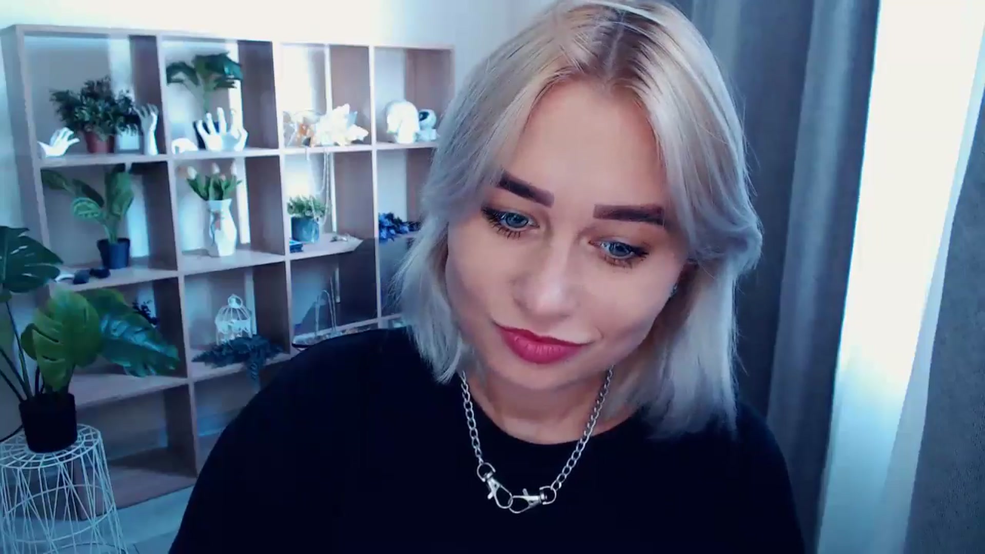 Gallery image thumbnail from Kukla_kolduna's myfreecams stream on, 08/04/2024, 13:13 image 18 of 20