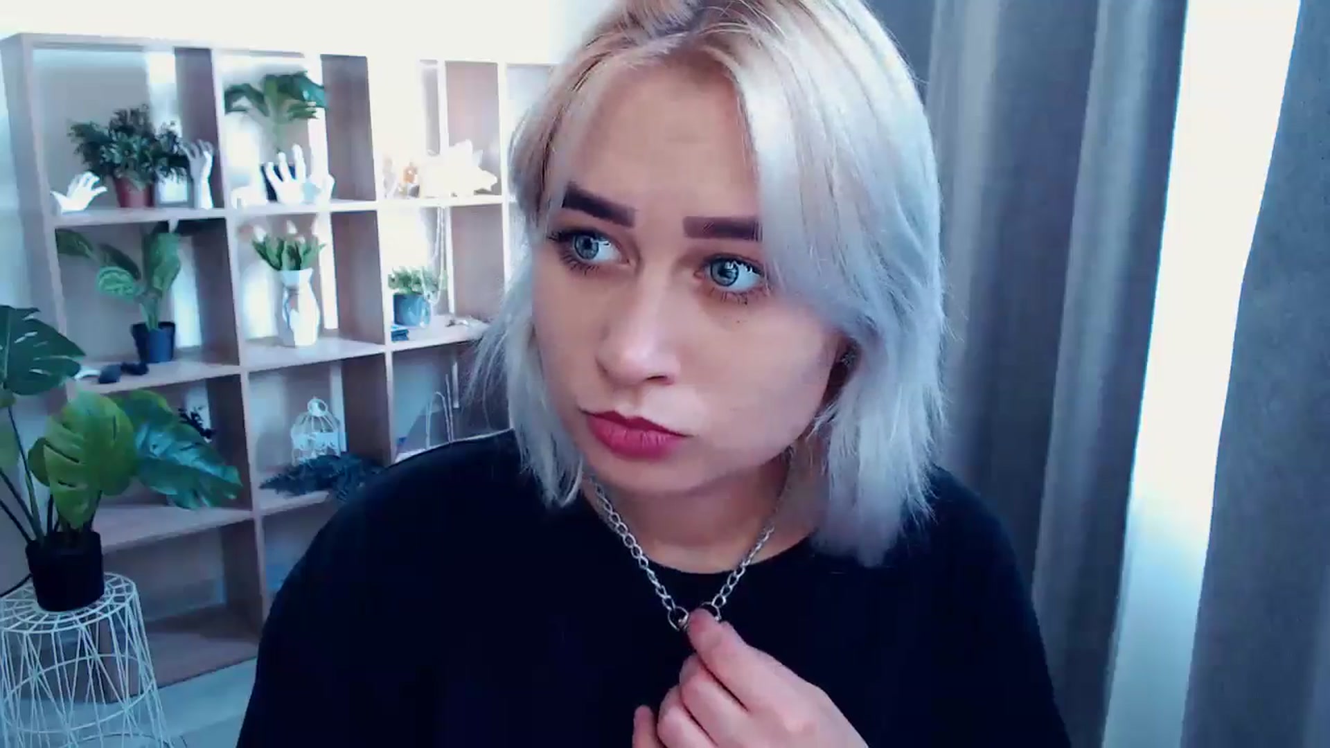 Gallery image thumbnail from Kukla_kolduna's myfreecams stream on, 08/04/2024, 13:13 image 12 of 20