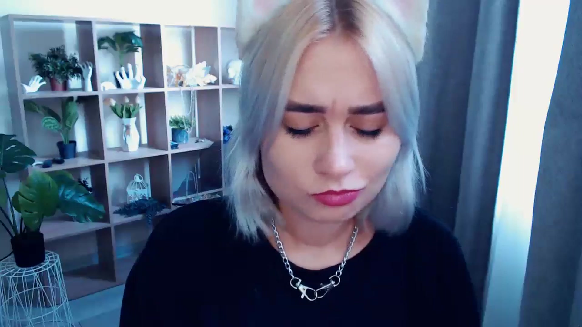Gallery image thumbnail from Kukla_kolduna's myfreecams stream on, 08/04/2024, 13:13 image 6 of 20