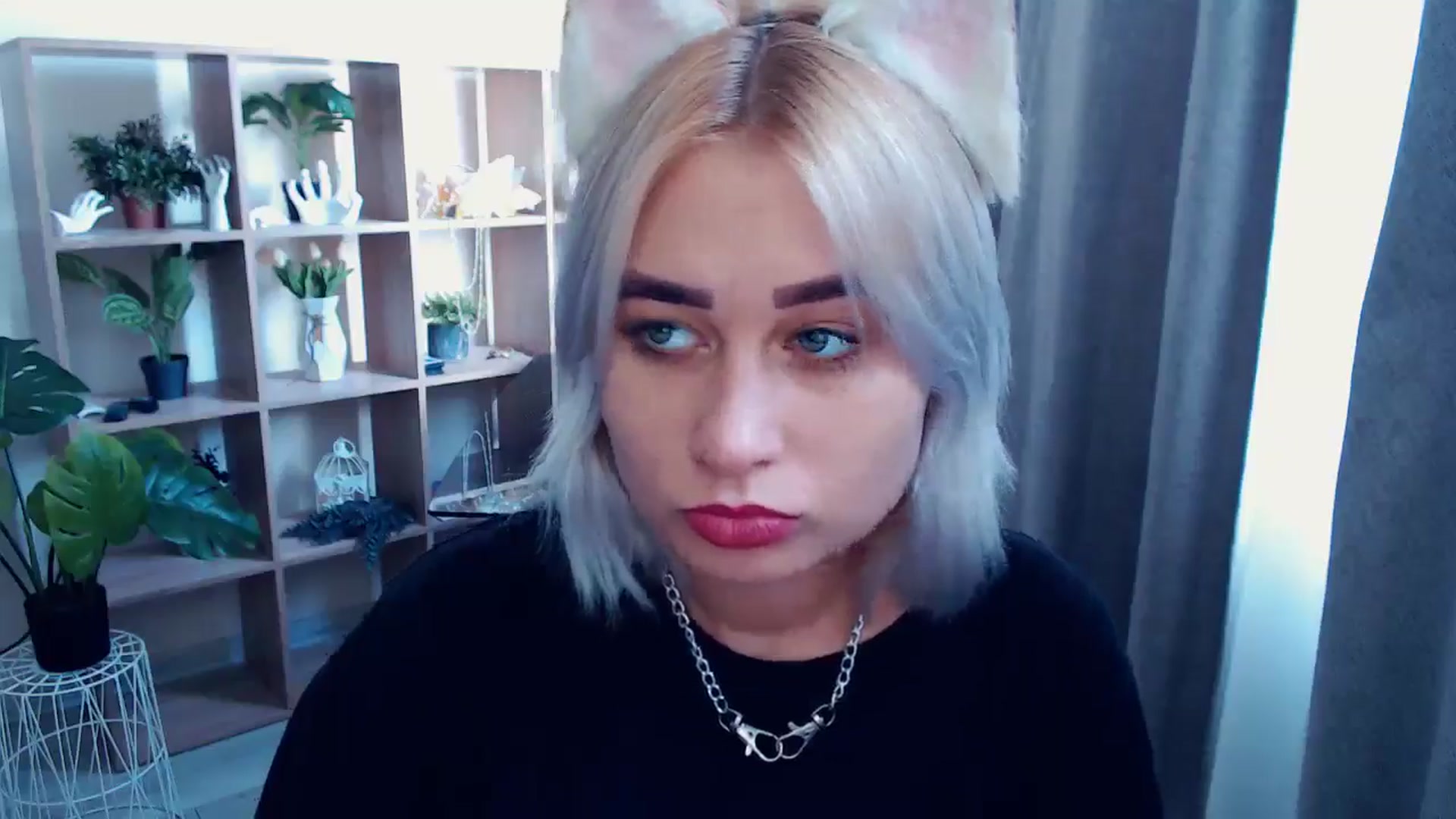 Gallery image thumbnail from Kukla_kolduna's myfreecams stream on, 08/04/2024, 13:13 image 4 of 20
