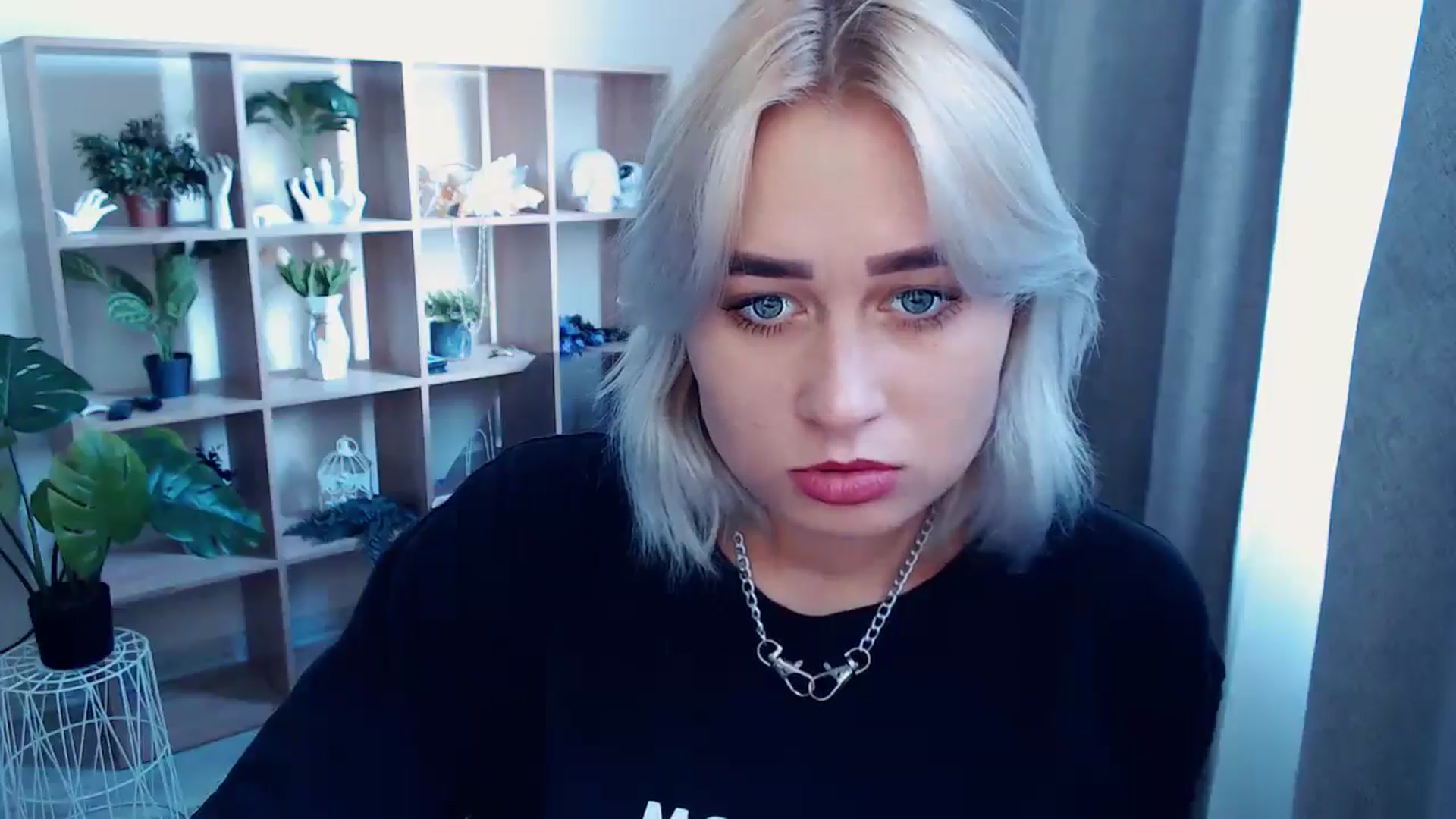 Gallery image thumbnail from Kukla_kolduna's myfreecams stream on, 08/04/2024, 13:13 image 10 of 20