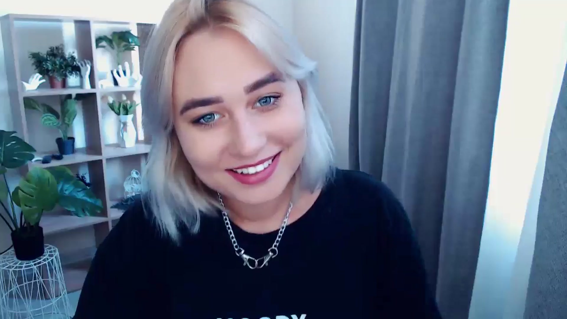 Gallery image thumbnail from Kukla_kolduna's myfreecams stream on, 08/04/2024, 13:13 image 20 of 20