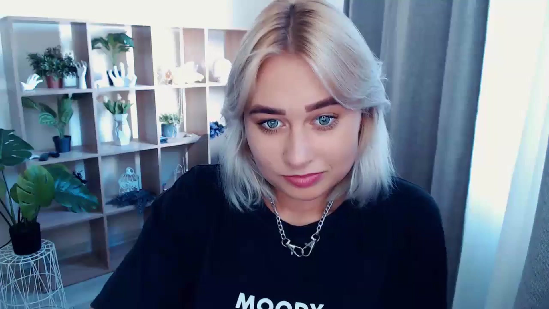 Gallery image thumbnail from Kukla_kolduna's myfreecams stream on, 08/04/2024, 15:22 image 14 of 20