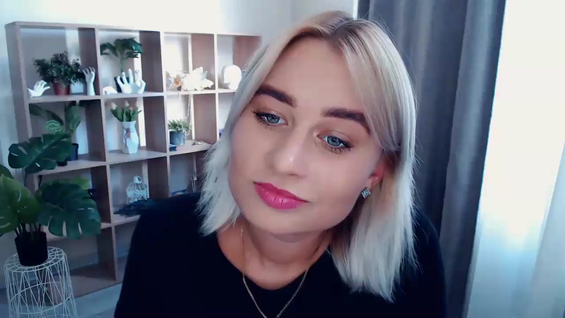 Gallery image thumbnail from Kukla_kolduna's myfreecams stream on, 08/10/2024, 15:48 image 16 of 20