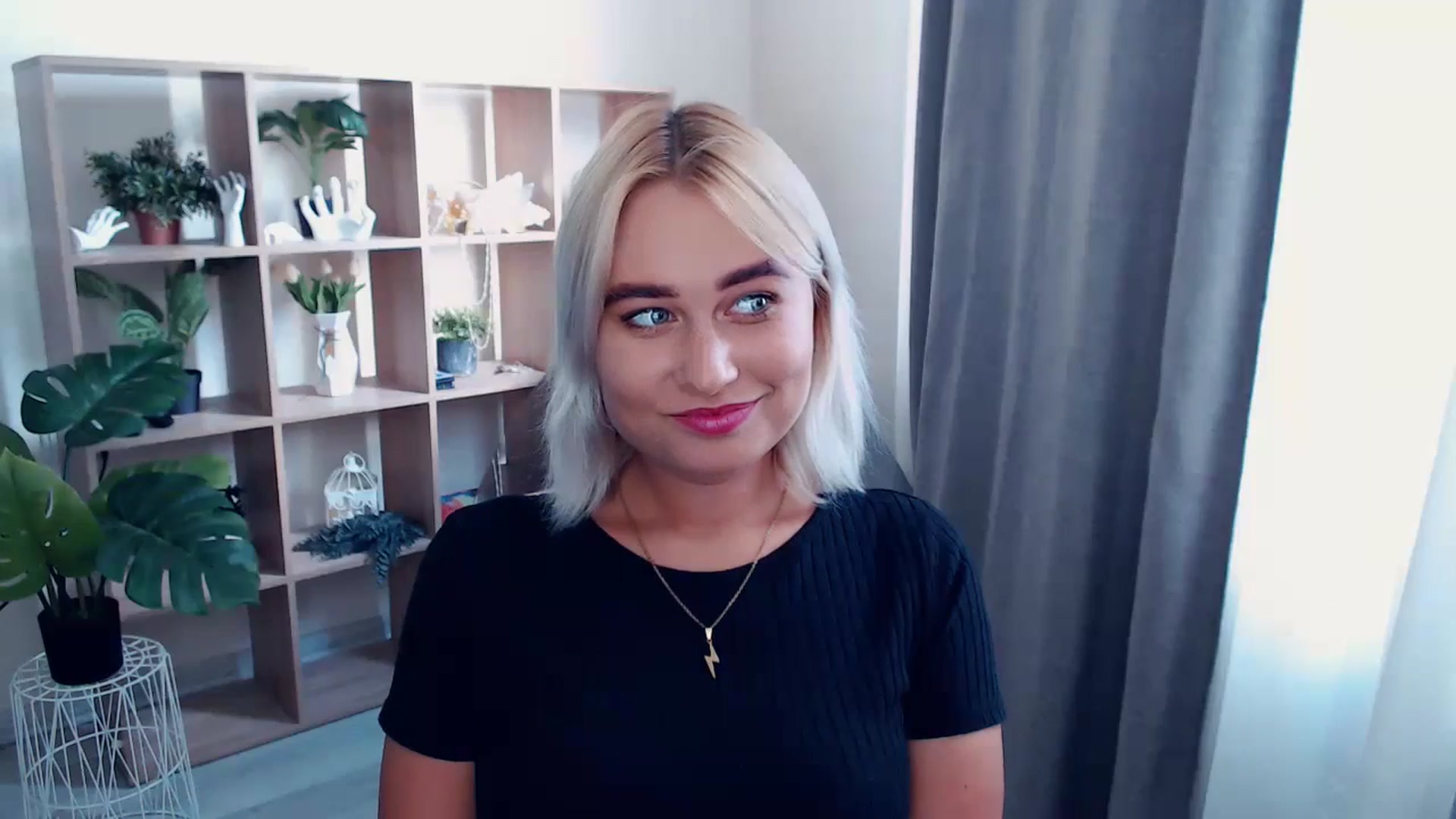 Gallery image thumbnail from Kukla_kolduna's myfreecams stream on, 08/10/2024, 15:48 image 14 of 20