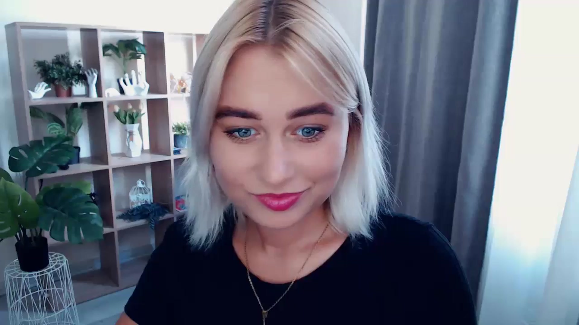 Gallery image thumbnail from Kukla_kolduna's myfreecams stream on, 08/10/2024, 15:48 image 12 of 20