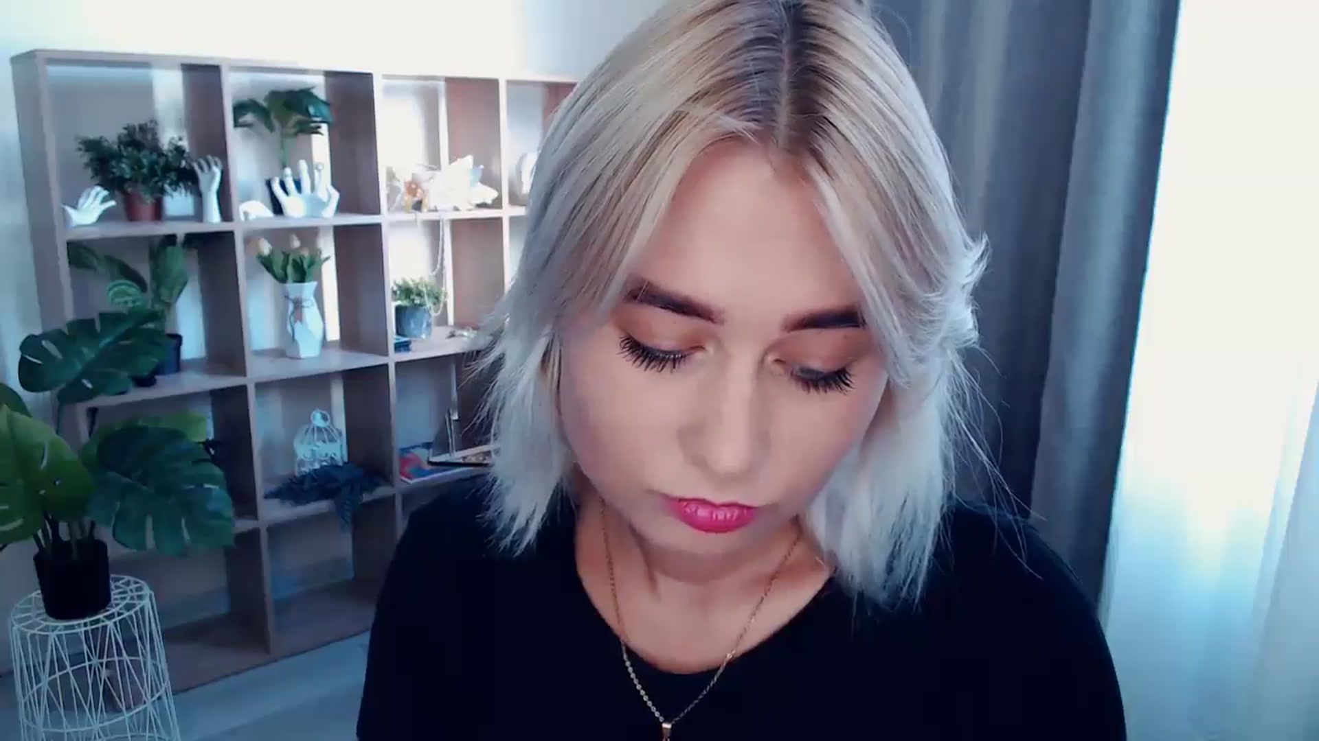 Gallery image thumbnail from Kukla_kolduna's myfreecams stream on, 08/10/2024, 15:48 image 18 of 20