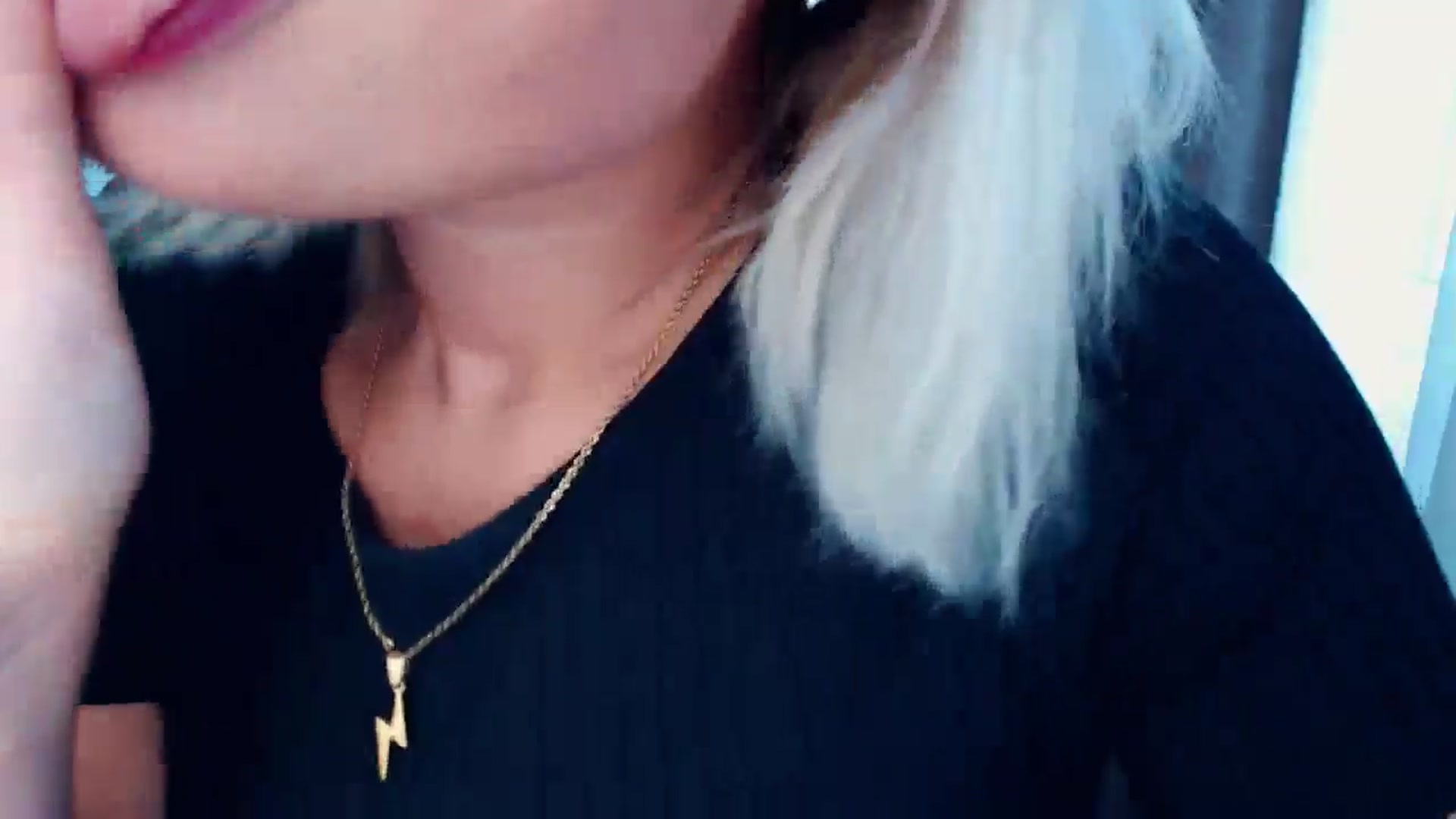 Gallery image thumbnail from Kukla_kolduna's myfreecams stream on, 08/10/2024, 17:03 image 8 of 20