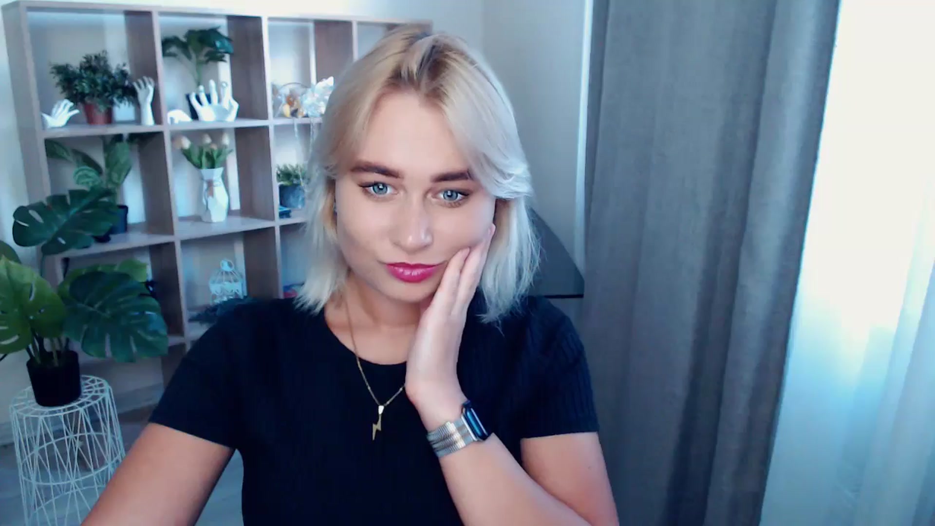 Gallery image thumbnail from Kukla_kolduna's myfreecams stream on, 08/10/2024, 17:03 image 6 of 20