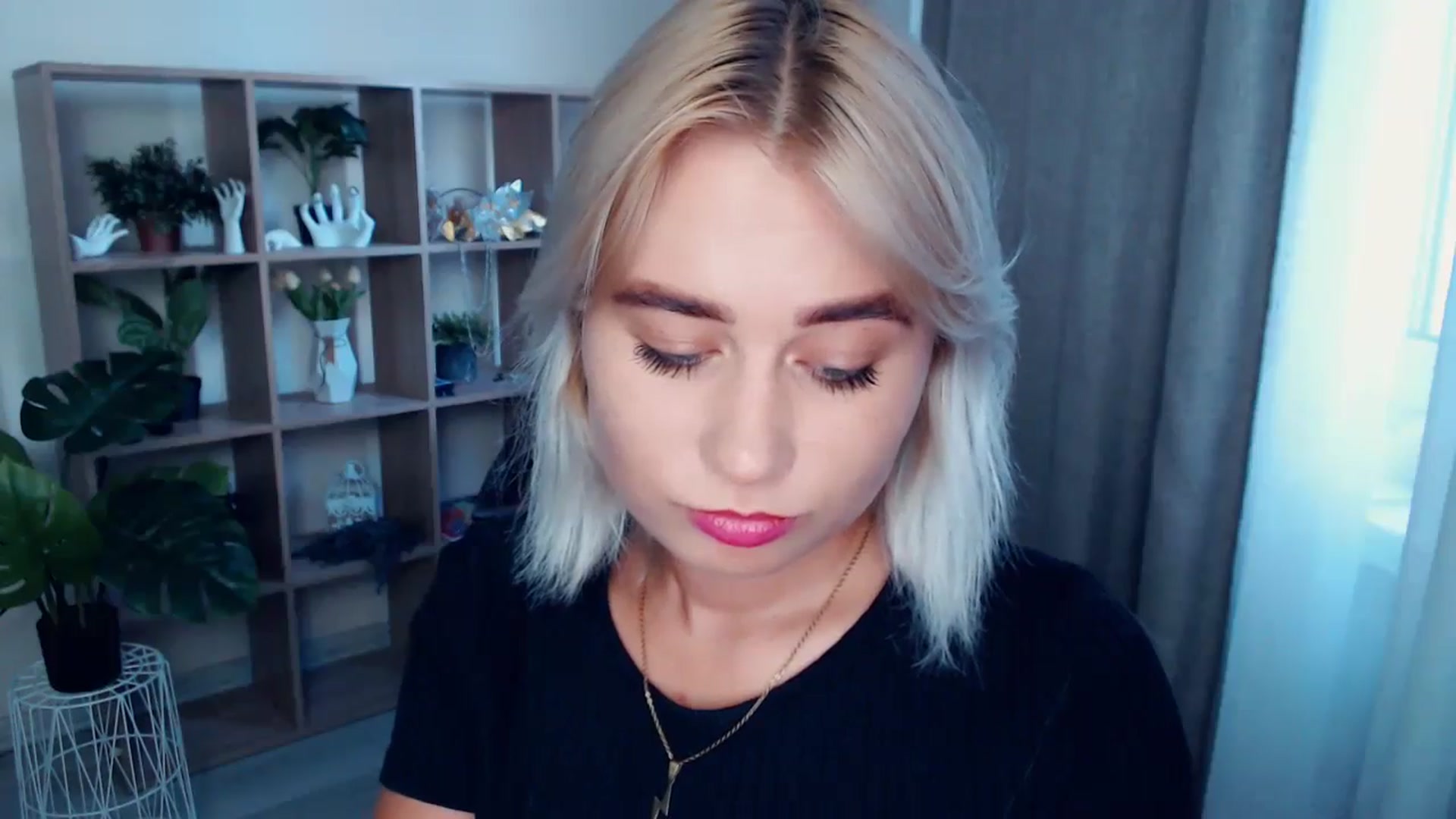 Gallery image thumbnail from Kukla_kolduna's myfreecams stream on, 08/10/2024, 17:03 image 20 of 20