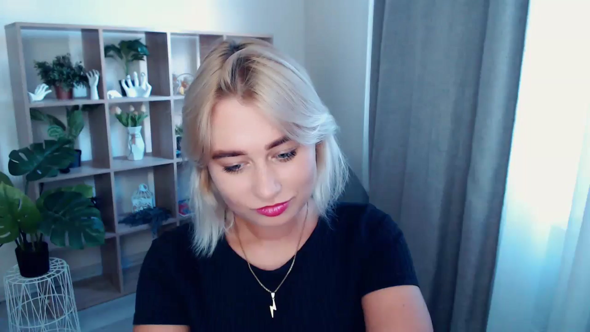 Gallery image thumbnail from Kukla_kolduna's myfreecams stream on, 08/10/2024, 17:03 image 5 of 20