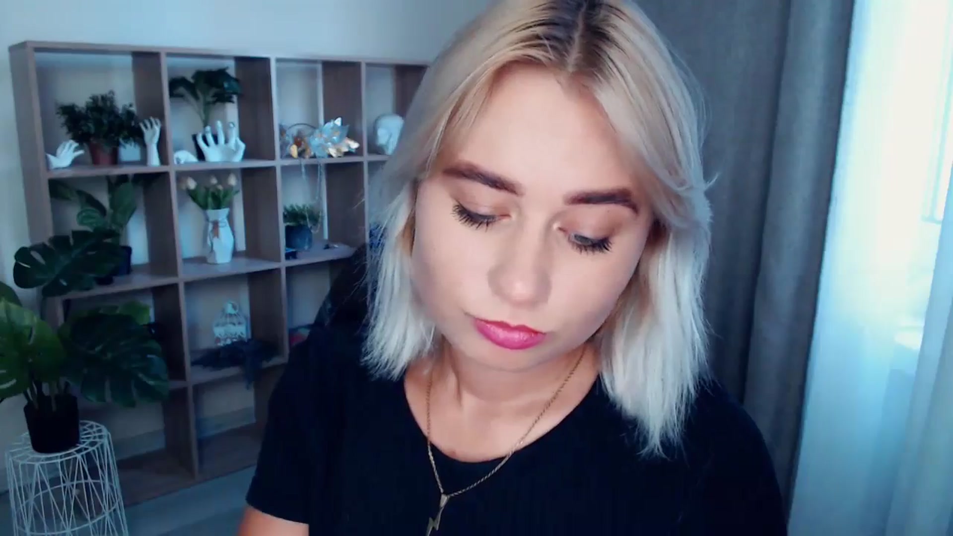 Gallery image thumbnail from Kukla_kolduna's myfreecams stream on, 08/10/2024, 17:03 image 19 of 20