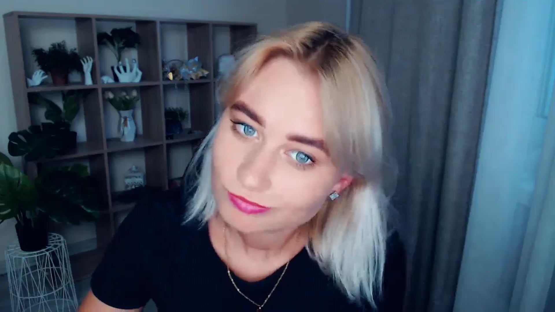 Gallery image thumbnail from Kukla_kolduna's myfreecams stream on, 08/10/2024, 17:41 image 5 of 20