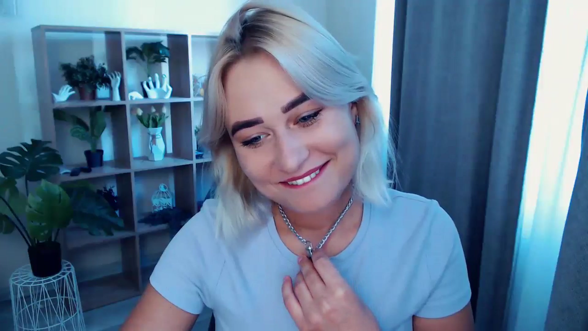 Gallery image thumbnail from Kukla_kolduna's myfreecams stream on, 08/11/2024, 13:58 image 15 of 20