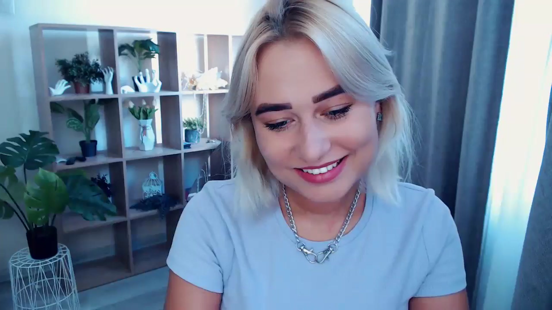 Gallery image thumbnail from Kukla_kolduna's myfreecams stream on, 08/11/2024, 13:58 image 14 of 20