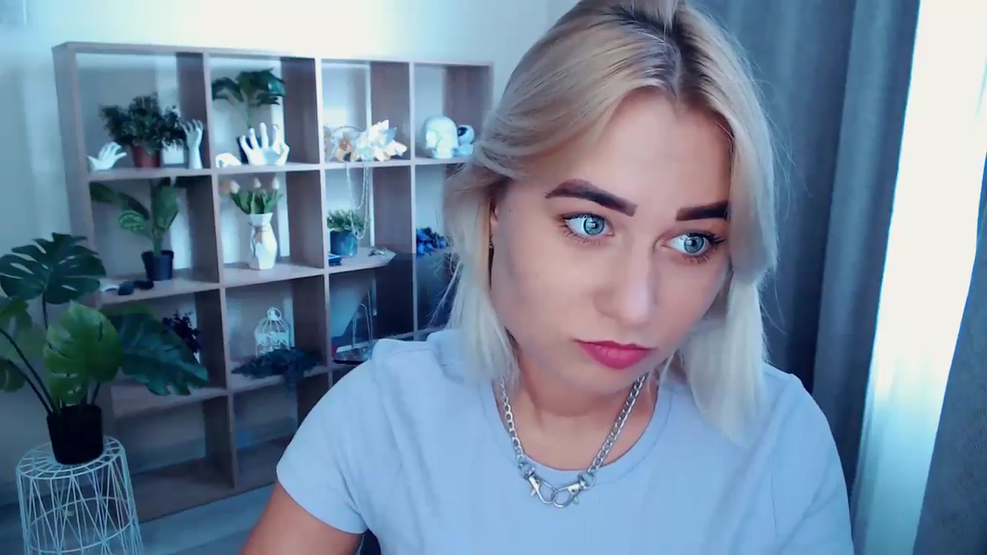 Gallery image thumbnail from Kukla_kolduna's myfreecams stream on, 08/11/2024, 13:58 image 5 of 20