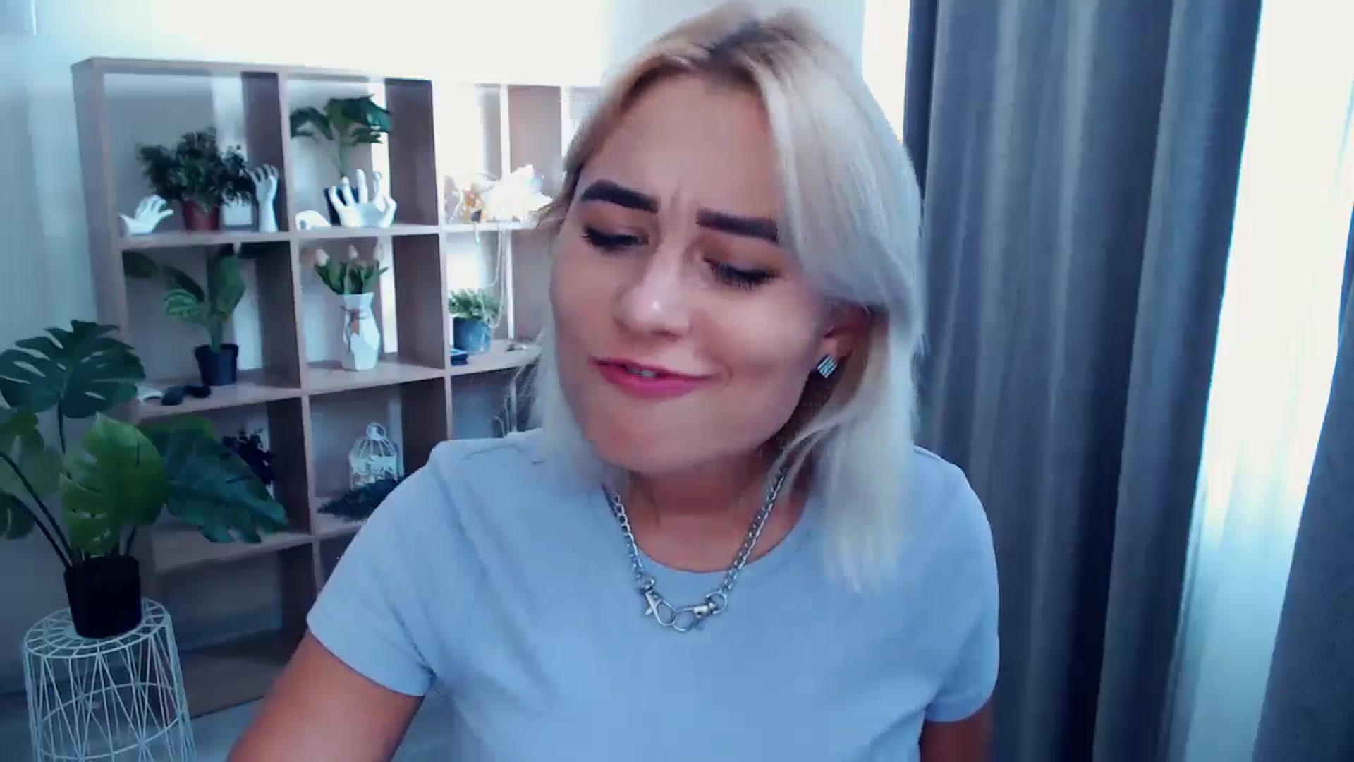 Gallery image thumbnail from Kukla_kolduna's myfreecams stream on, 08/11/2024, 13:58 image 8 of 20