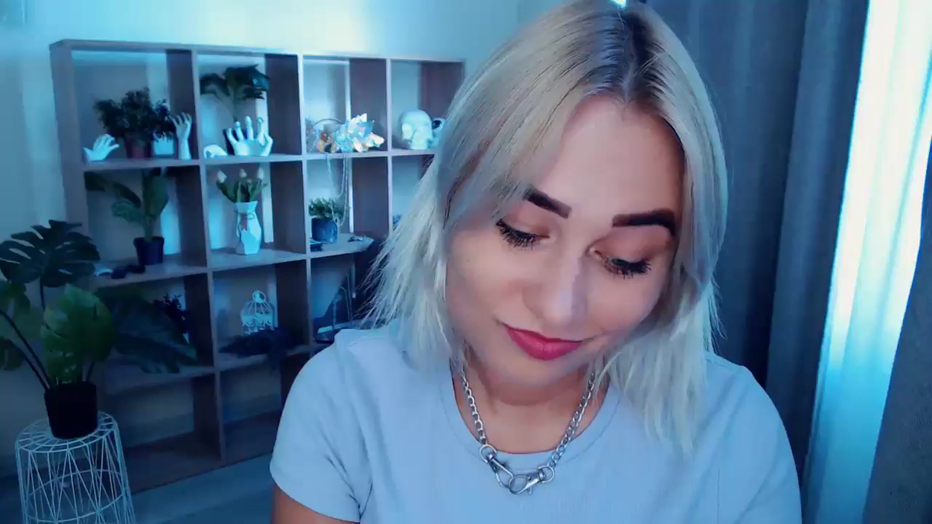 Gallery image thumbnail from Kukla_kolduna's myfreecams stream on, 08/11/2024, 13:58 image 10 of 20