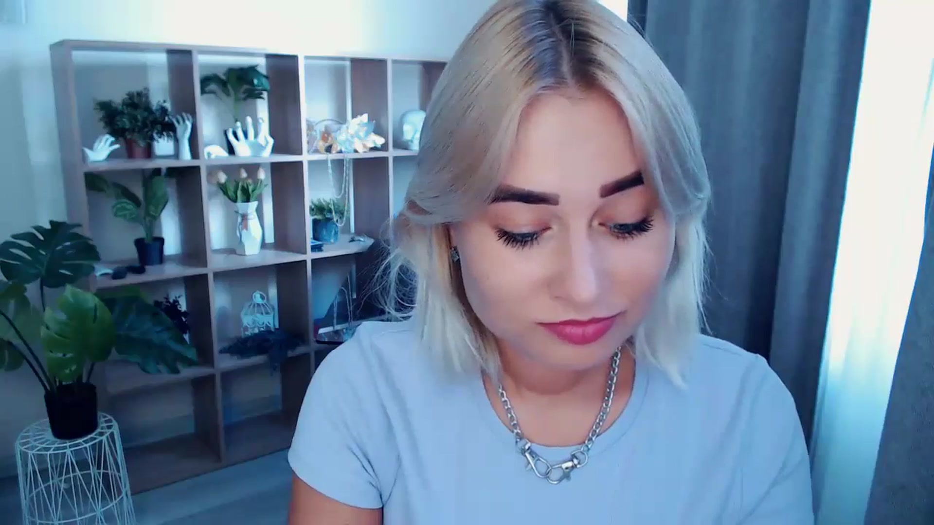 Gallery image thumbnail from Kukla_kolduna's myfreecams stream on, 08/11/2024, 13:58 image 3 of 20