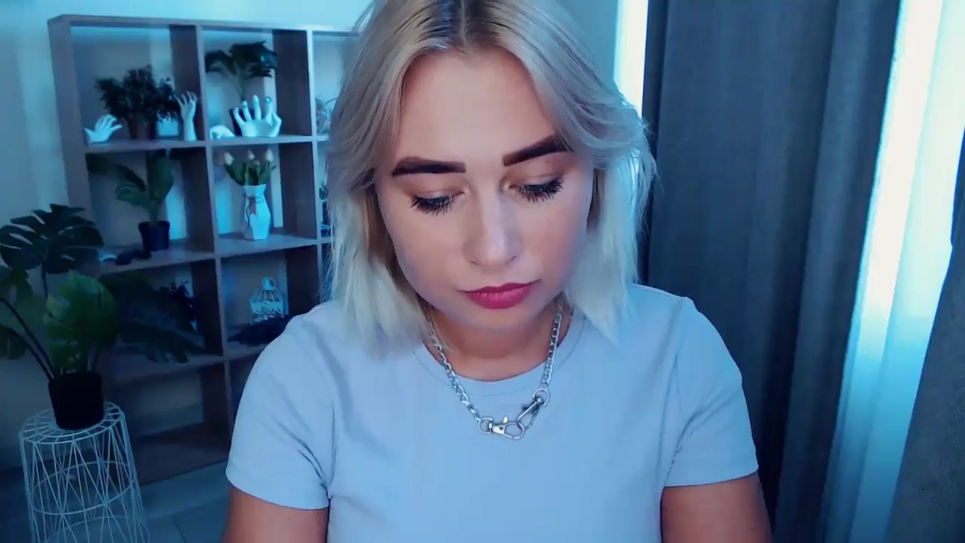 Gallery image thumbnail from Kukla_kolduna's myfreecams stream on, 08/11/2024, 15:15 image 4 of 20