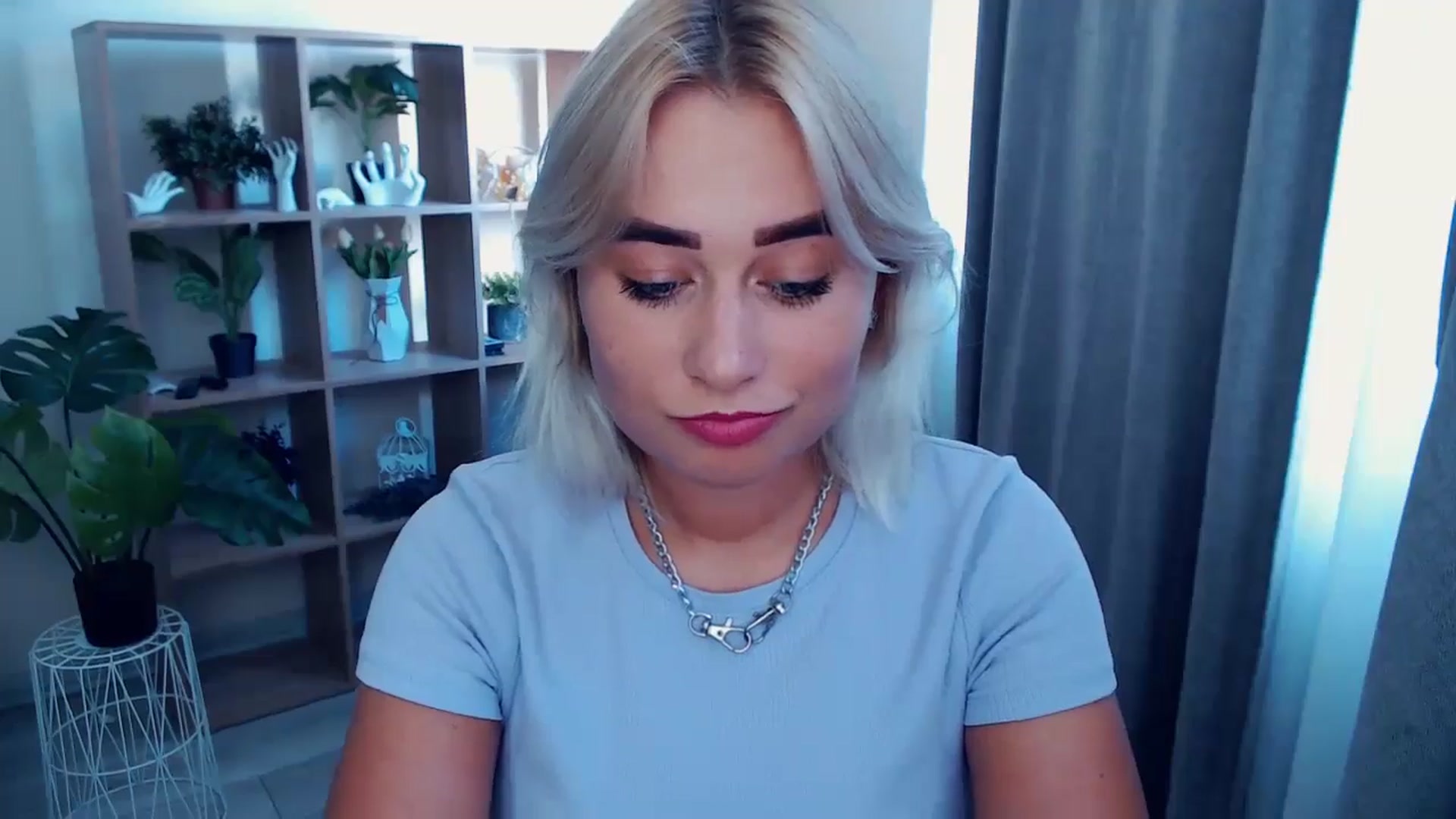 Gallery image thumbnail from Kukla_kolduna's myfreecams stream on, 08/11/2024, 15:15 image 7 of 20