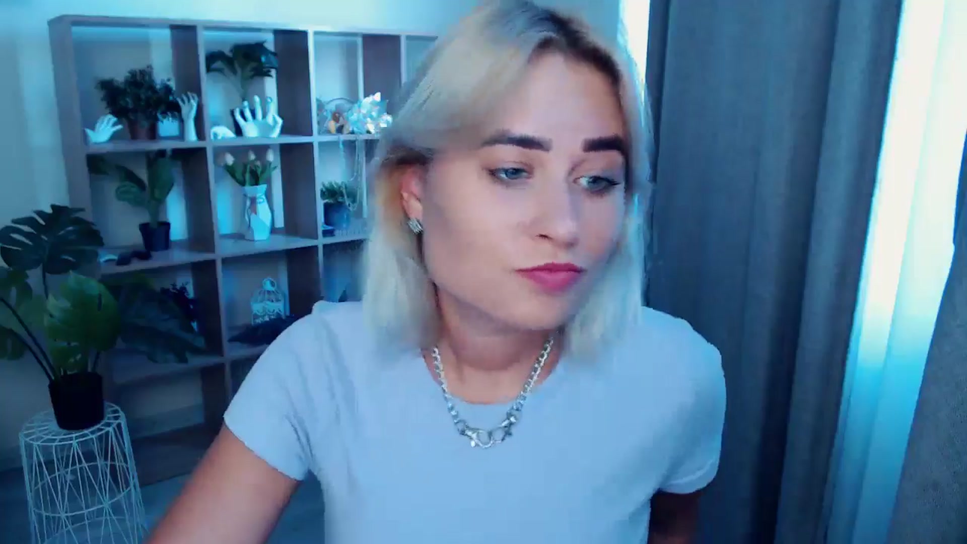 Gallery image thumbnail from Kukla_kolduna's myfreecams stream on, 08/11/2024, 15:15 image 12 of 20