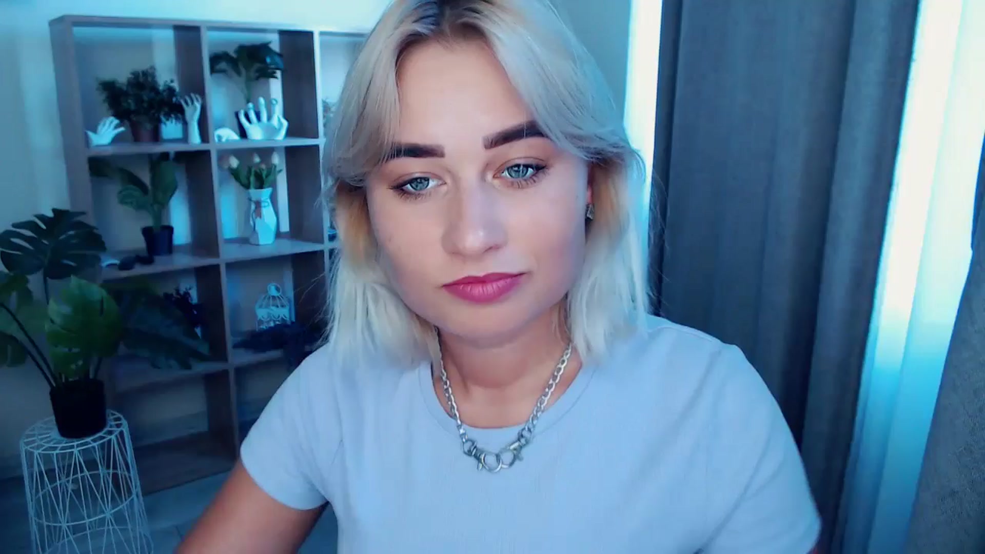 Gallery image thumbnail from Kukla_kolduna's myfreecams stream on, 08/11/2024, 15:15 image 18 of 20