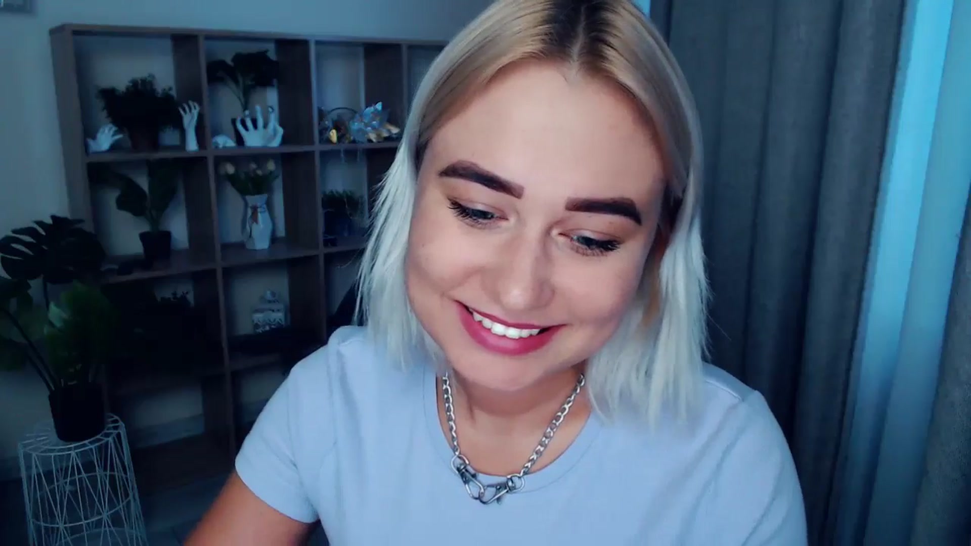 Gallery image thumbnail from Kukla_kolduna's myfreecams stream on, 08/11/2024, 17:42 image 3 of 20