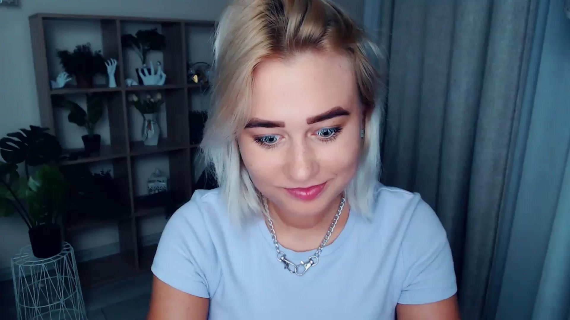 Gallery image thumbnail from Kukla_kolduna's myfreecams stream on, 08/11/2024, 17:42 image 20 of 20