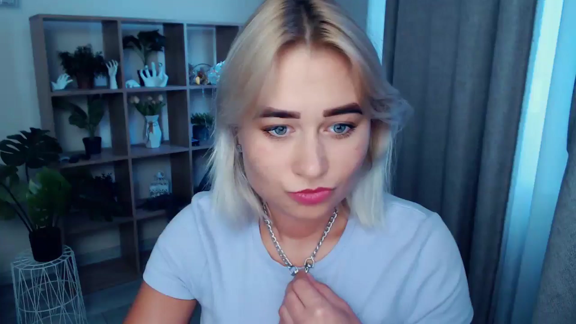 Gallery image thumbnail from Kukla_kolduna's myfreecams stream on, 08/11/2024, 17:42 image 1 of 20