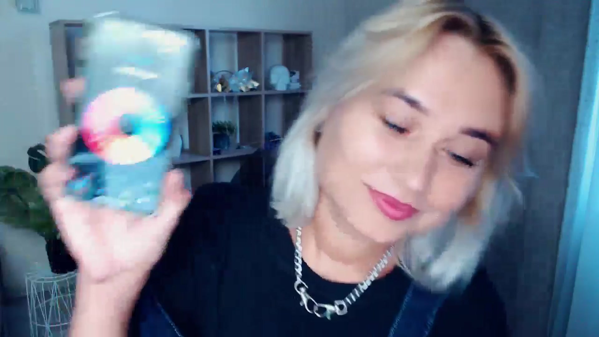 Gallery image thumbnail from Kukla_kolduna's myfreecams stream on, 08/12/2024, 17:45 image 10 of 20