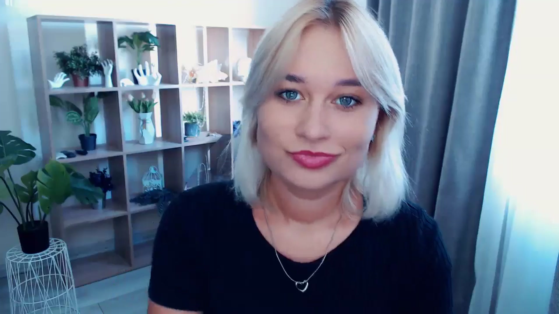 Gallery image thumbnail from Kukla_kolduna's myfreecams stream on, 08/15/2024, 14:14 image 11 of 20