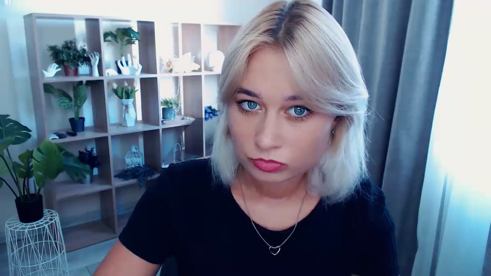 Gallery image thumbnail from Kukla_kolduna's myfreecams stream on, 08/15/2024, 14:14 image 15 of 20