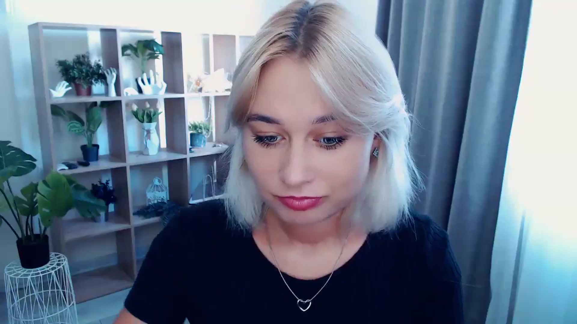 Gallery image thumbnail from Kukla_kolduna's myfreecams stream on, 08/15/2024, 14:14 image 2 of 20