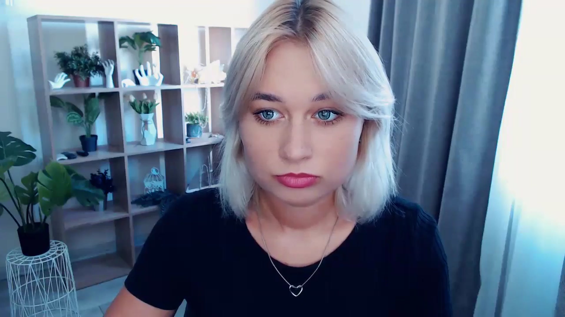 Gallery image thumbnail from Kukla_kolduna's myfreecams stream on, 08/15/2024, 14:14 image 16 of 20