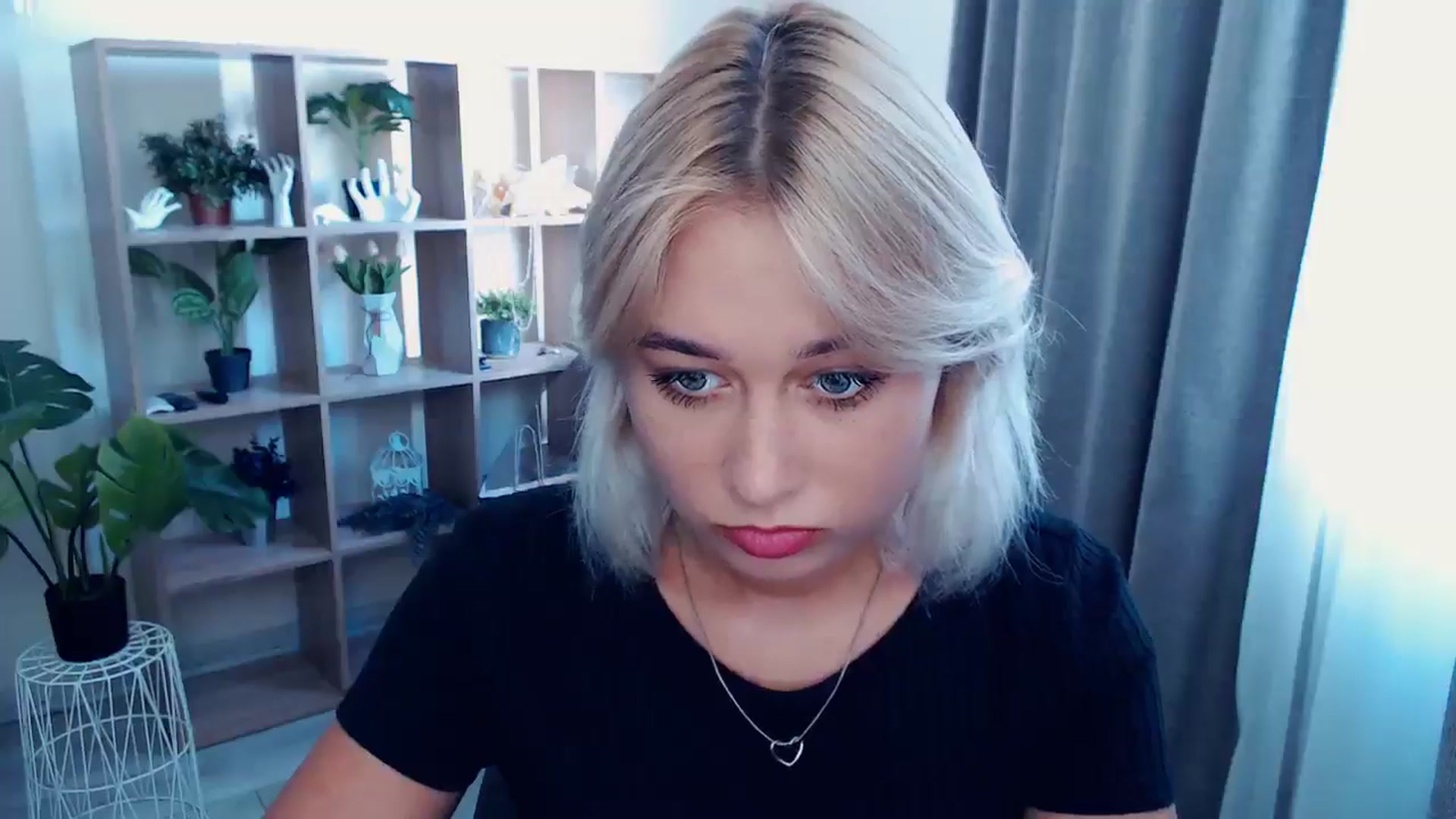 Gallery image thumbnail from Kukla_kolduna's myfreecams stream on, 08/15/2024, 14:14 image 14 of 20