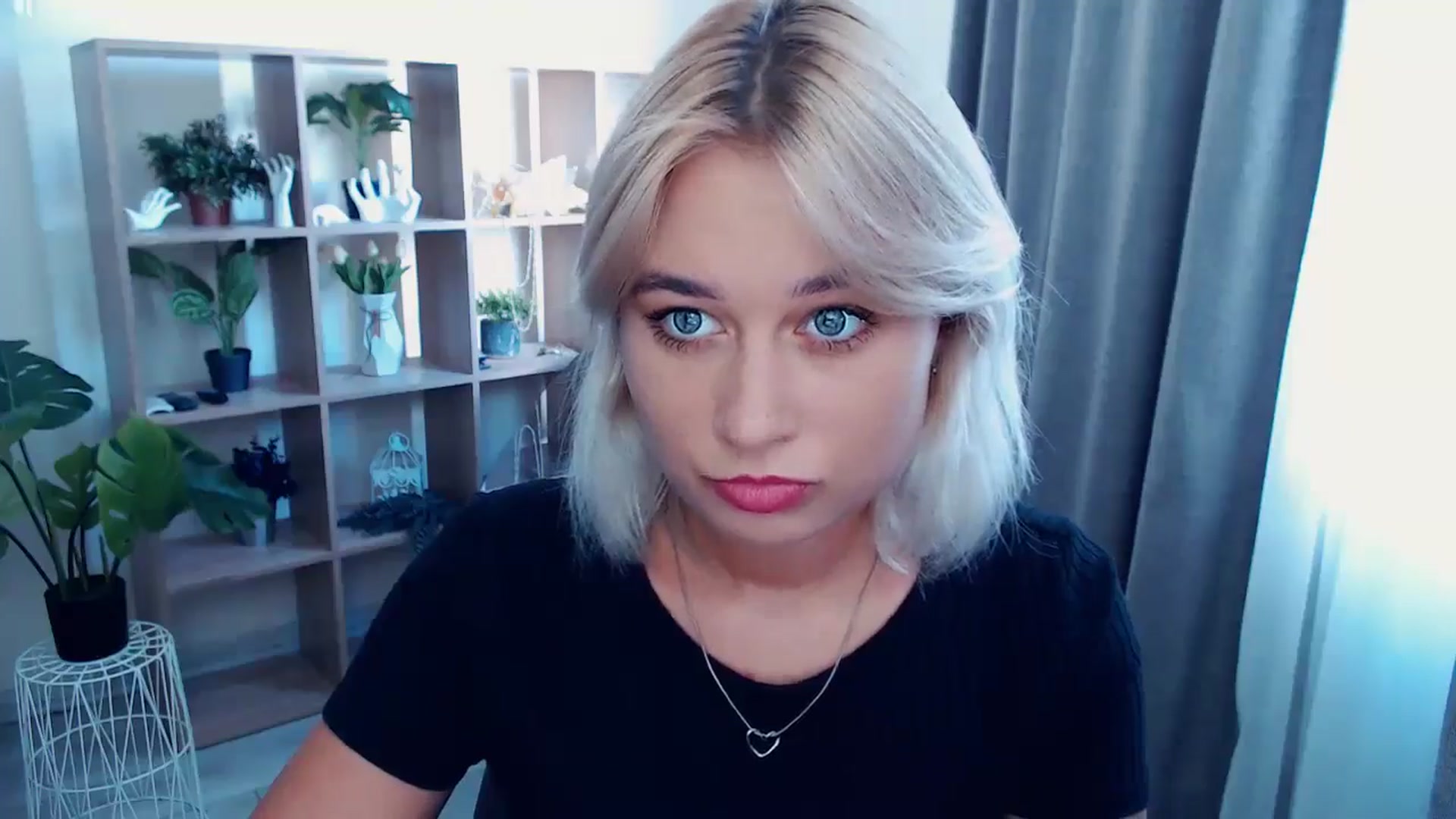 Gallery image thumbnail from Kukla_kolduna's myfreecams stream on, 08/15/2024, 14:14 image 13 of 20