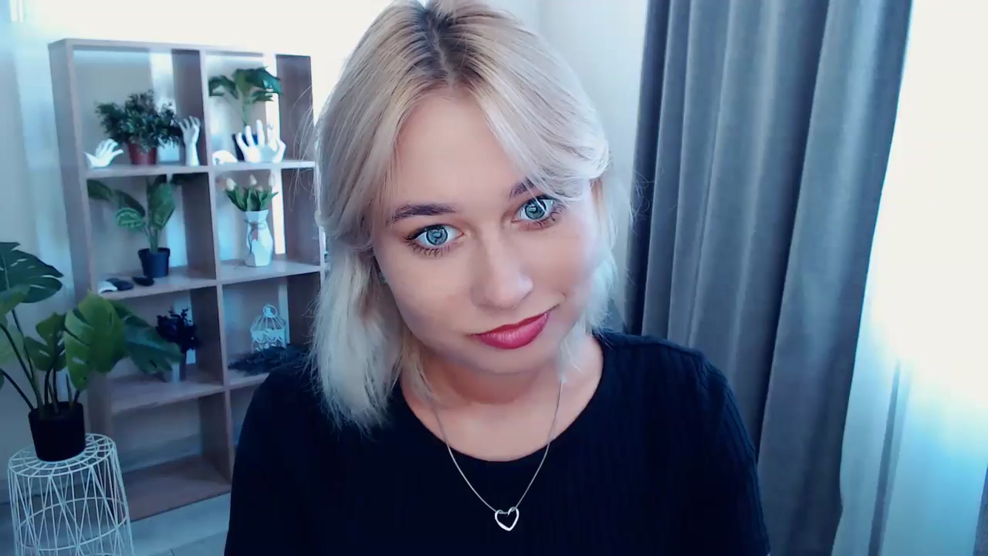 Gallery image thumbnail from Kukla_kolduna's myfreecams stream on, 08/15/2024, 14:14 image 7 of 20