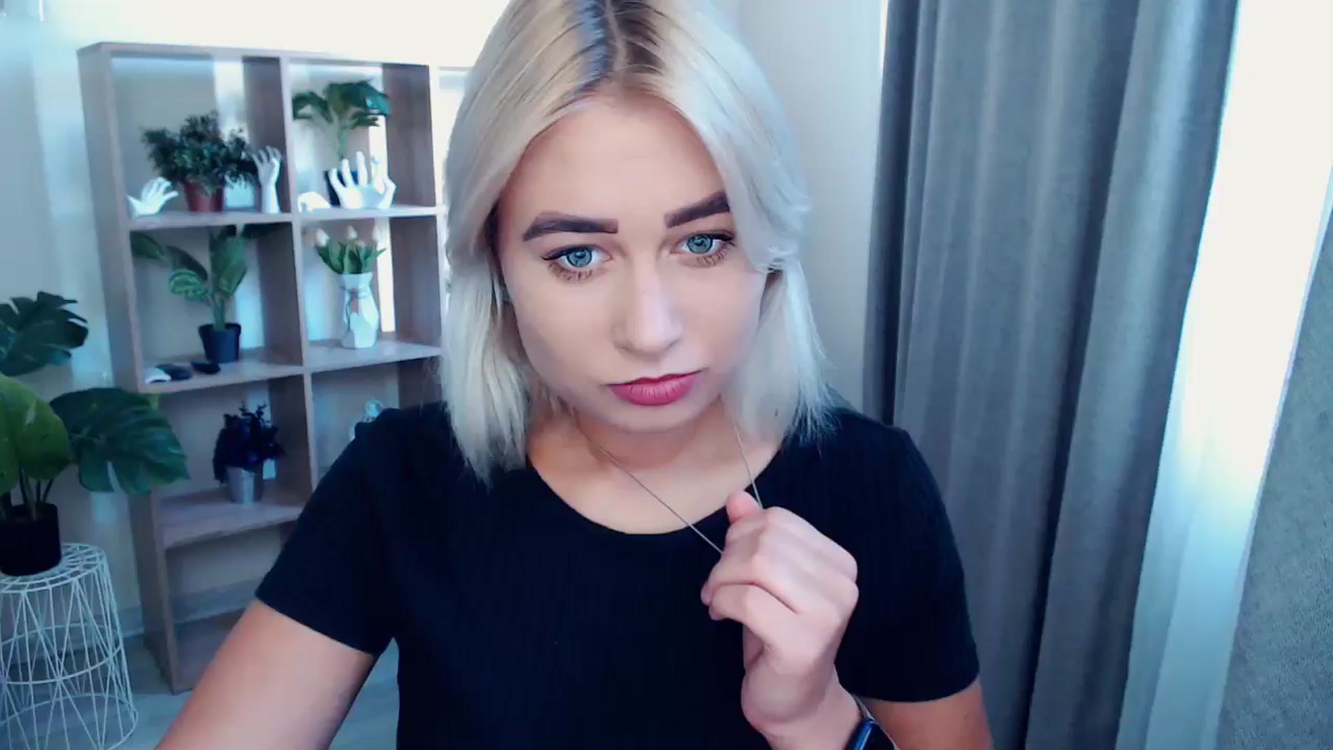 Gallery image thumbnail from Kukla_kolduna's myfreecams stream on, 08/16/2024, 16:36 image 2 of 20