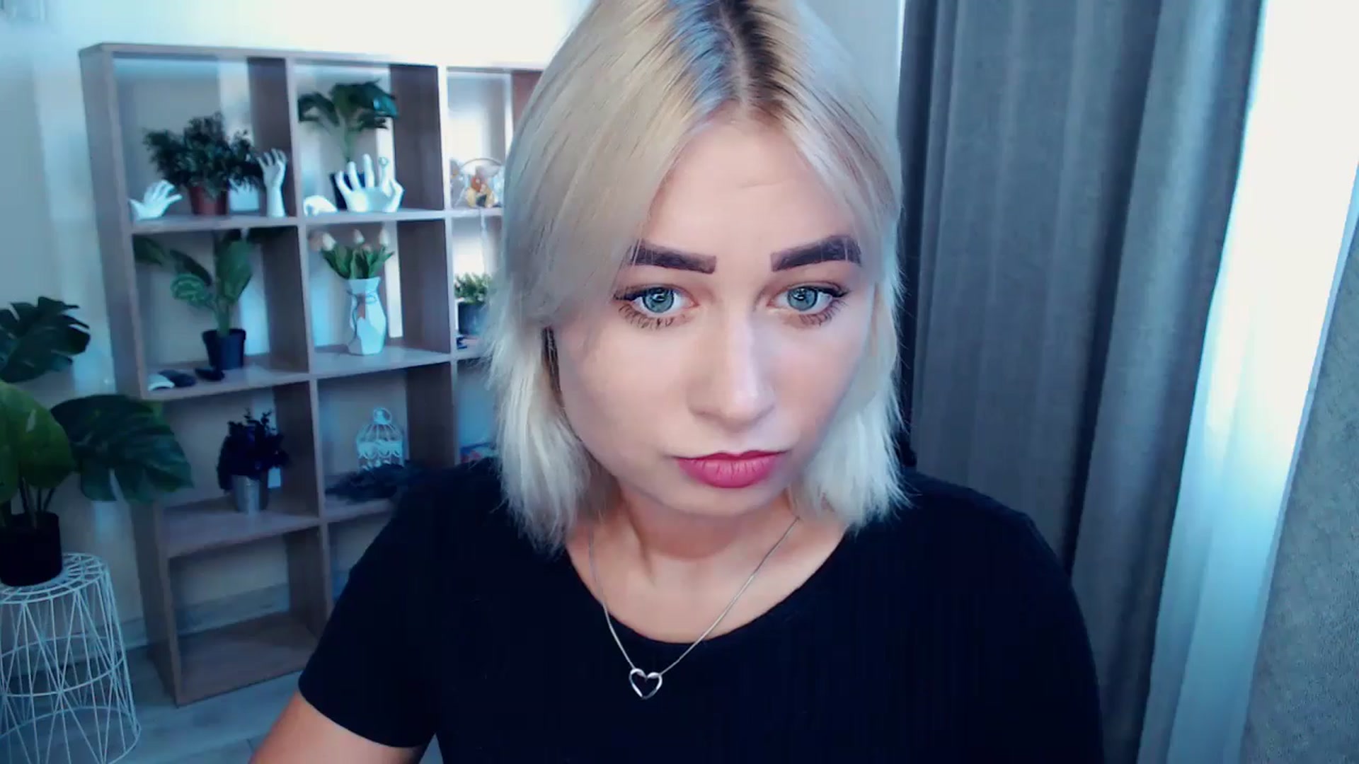 Gallery image thumbnail from Kukla_kolduna's myfreecams stream on, 08/16/2024, 16:36 image 9 of 20