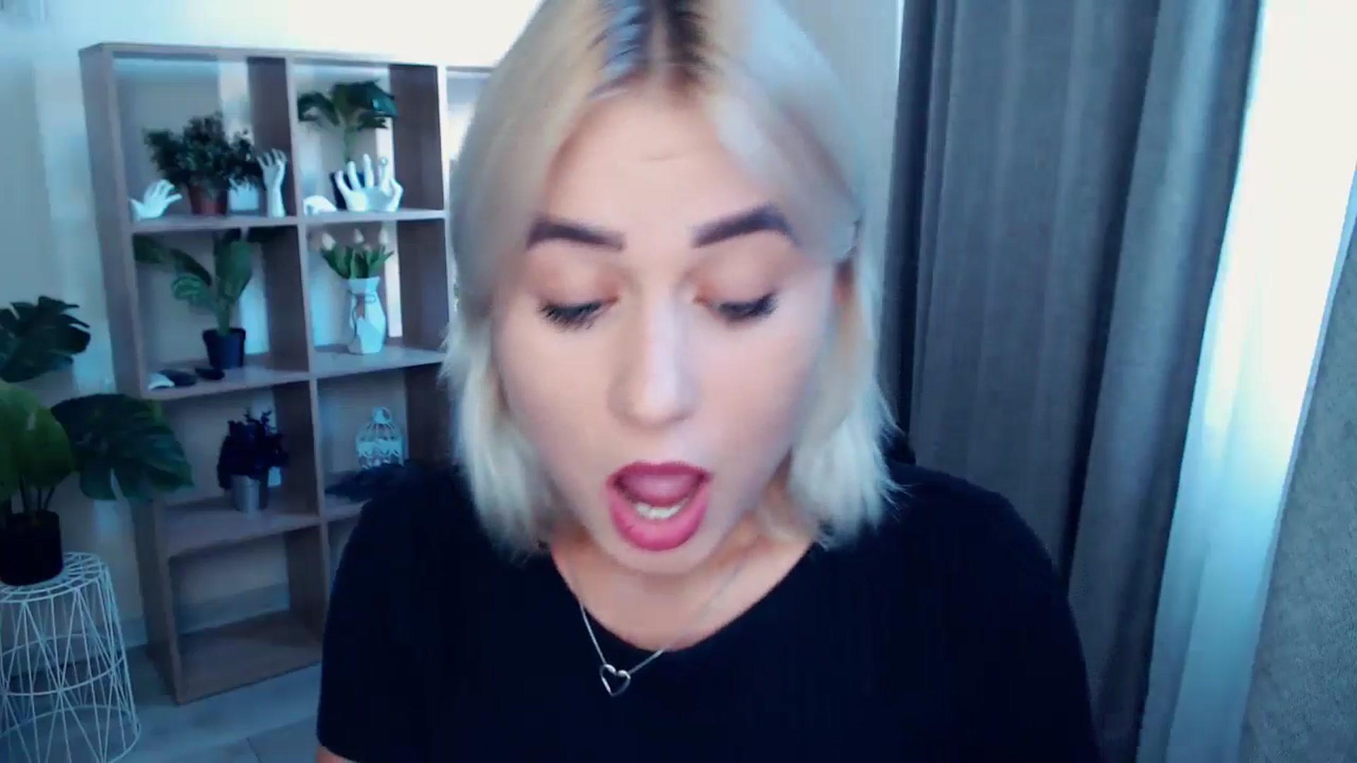 Gallery image thumbnail from Kukla_kolduna's myfreecams stream on, 08/16/2024, 16:36 image 8 of 20