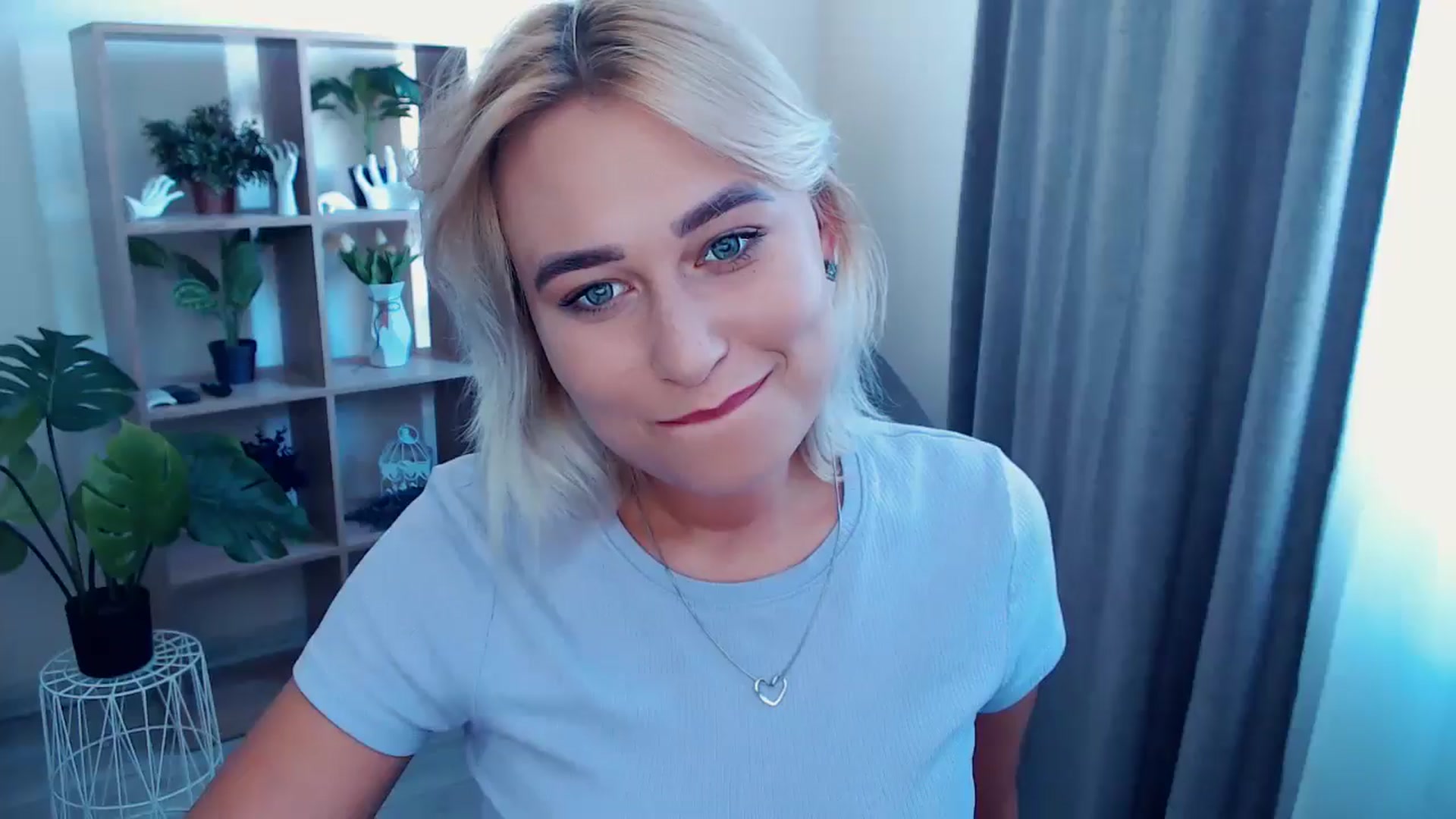 Gallery image thumbnail from Kukla_kolduna's myfreecams stream on, 08/17/2024, 12:42 image 11 of 20
