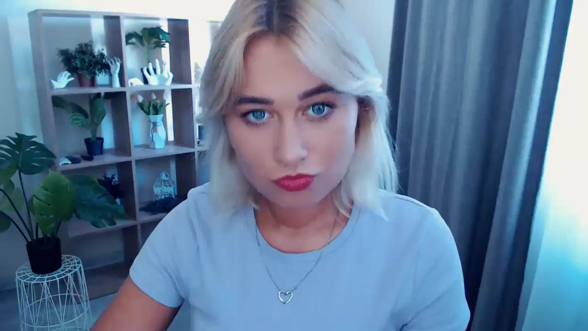 Gallery image thumbnail from Kukla_kolduna's myfreecams stream on, 08/17/2024, 12:42 image 6 of 20