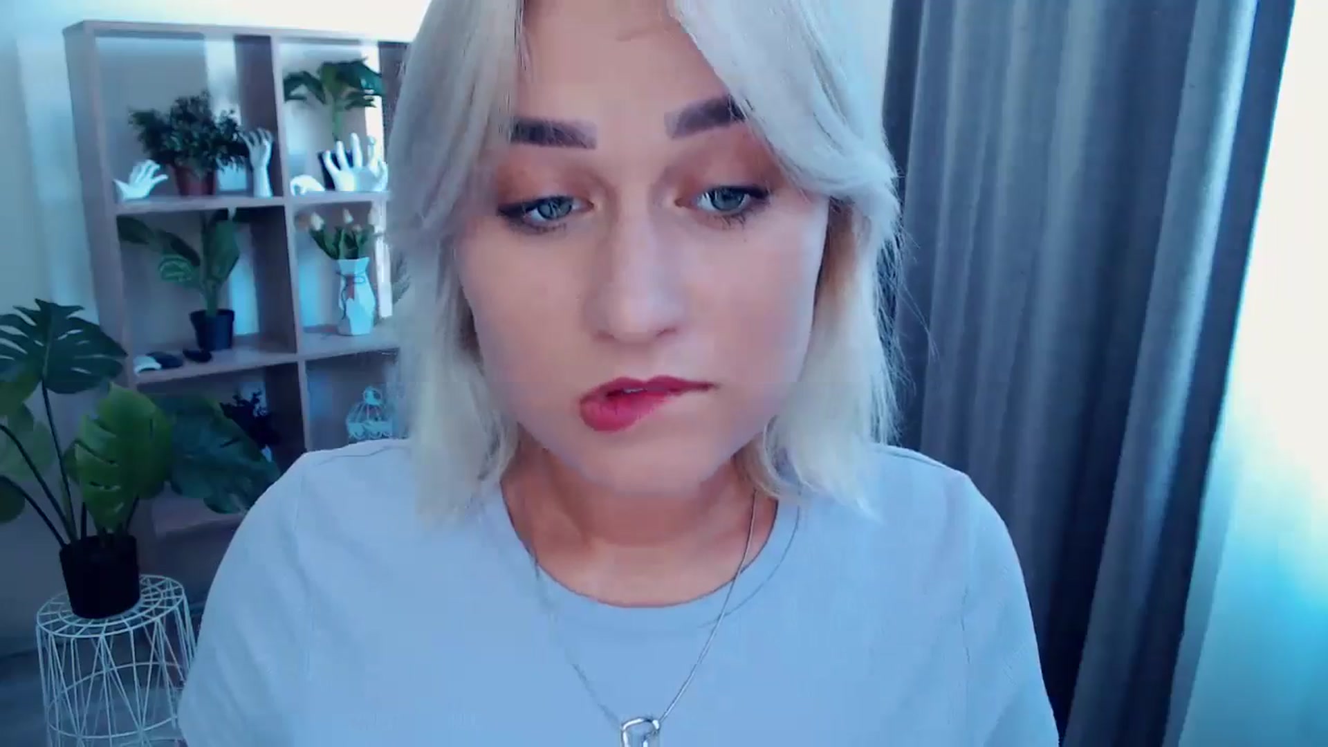 Gallery image thumbnail from Kukla_kolduna's myfreecams stream on, 08/17/2024, 12:42 image 9 of 20