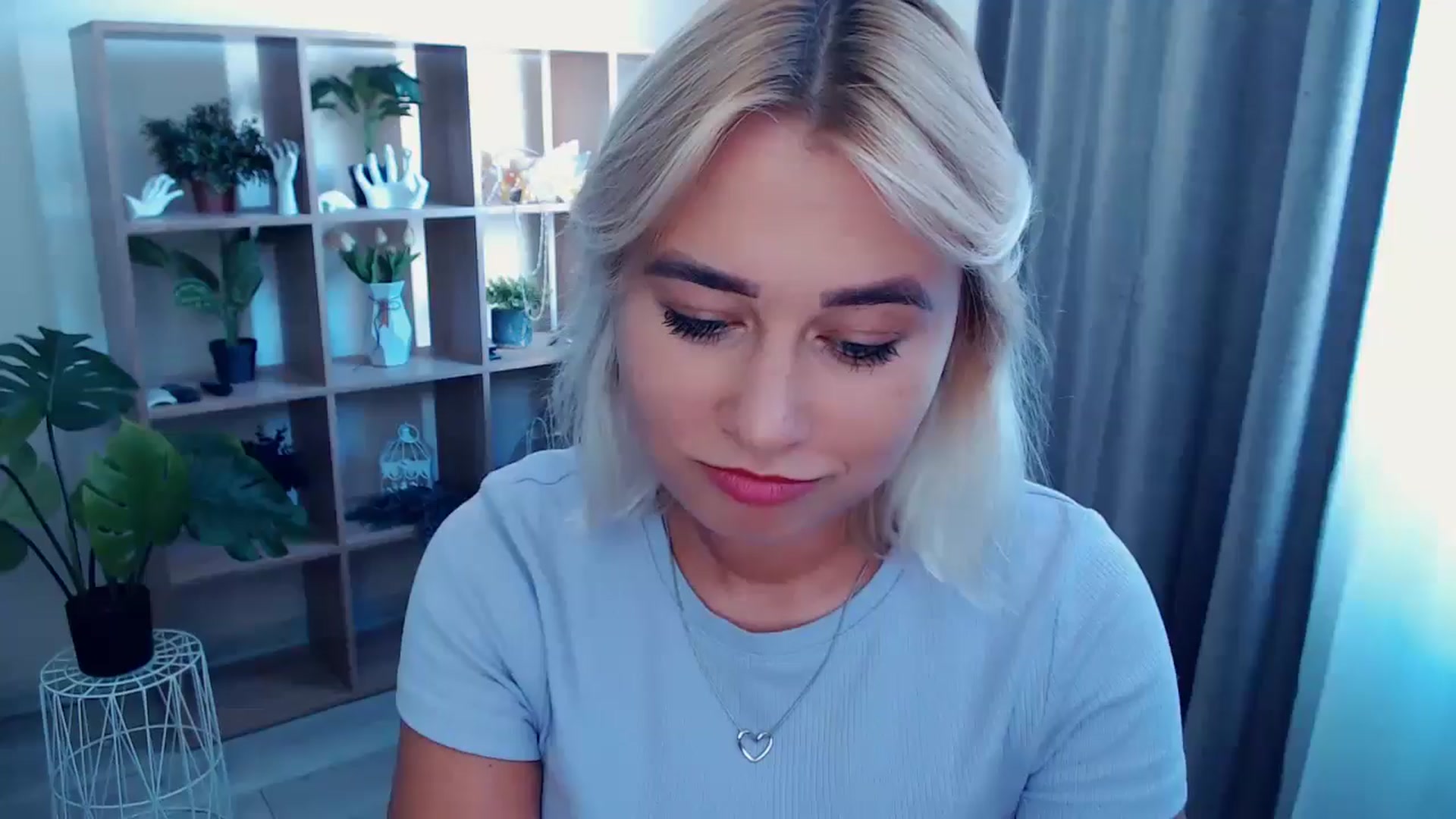 Gallery image thumbnail from Kukla_kolduna's myfreecams stream on, 08/17/2024, 13:30 image 6 of 20